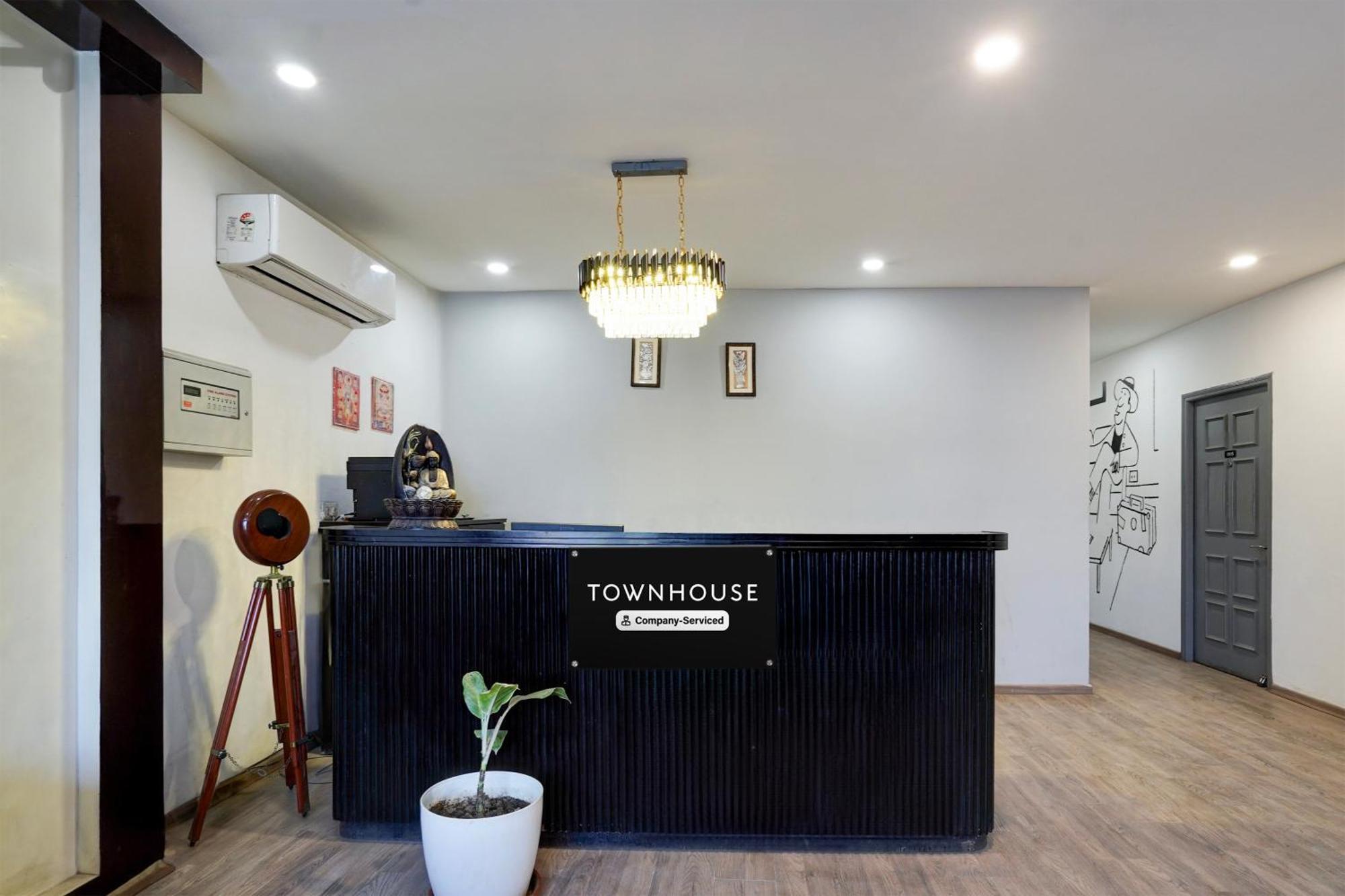 Super Townhouse Gomti Nagar Sector 6 Near Ekana Stadium Лакхнау Экстерьер фото