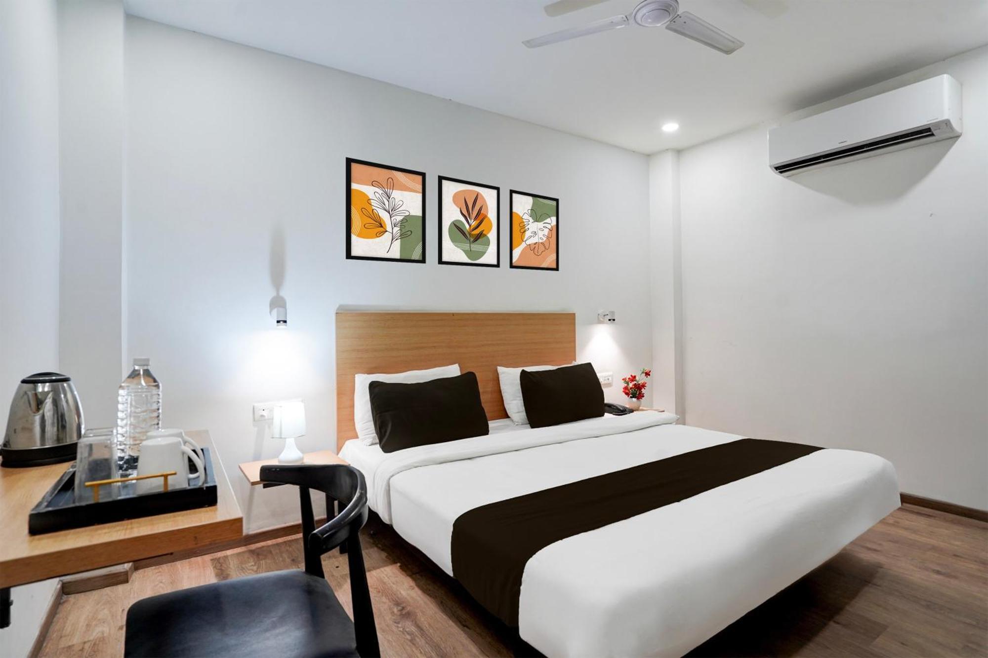 Super Townhouse Gomti Nagar Sector 6 Near Ekana Stadium Лакхнау Экстерьер фото