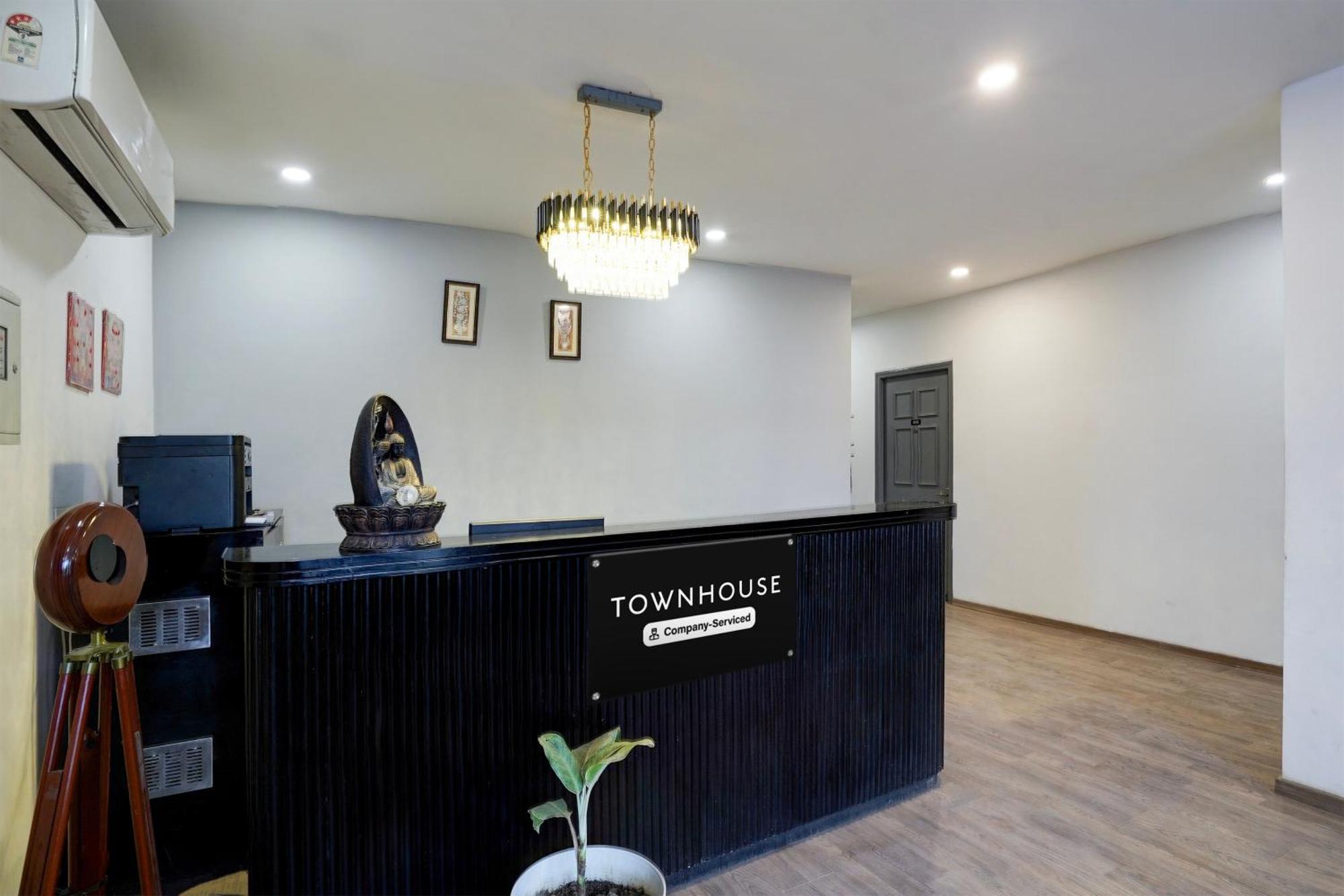 Super Townhouse Gomti Nagar Sector 6 Near Ekana Stadium Лакхнау Экстерьер фото